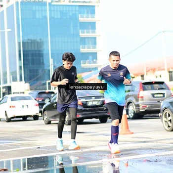 Runner Photo 6017134