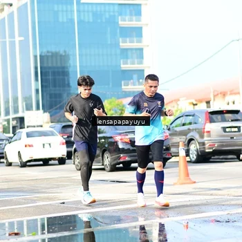 Runner Photo 6017135