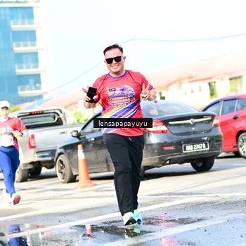 Runner Photo 6017170
