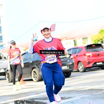 Runner Photo 6017174
