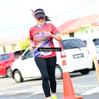 Runner Photo 6017181