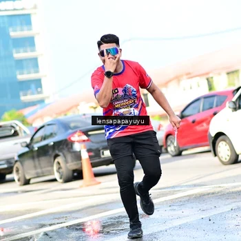 Runner Photo 6017191