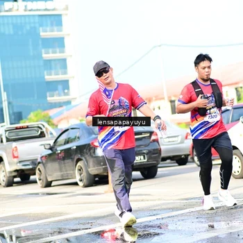 Runner Photo 6017198