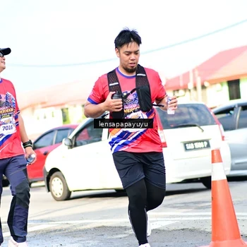 Runner Photo 6017200