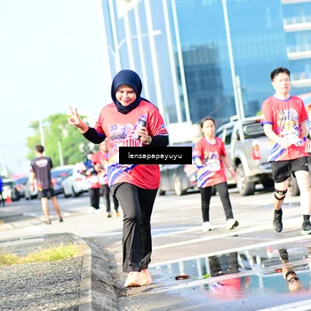 Runner Photo 6017221