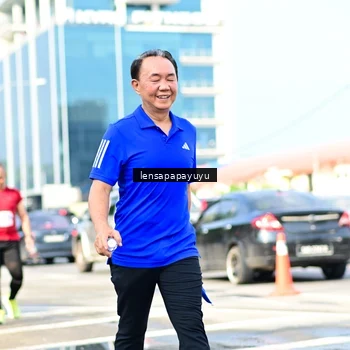 Runner Photo 6017242