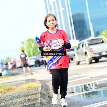 Runner Photo 6017292