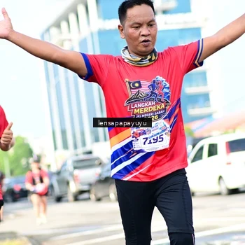 Runner Photo 6017302
