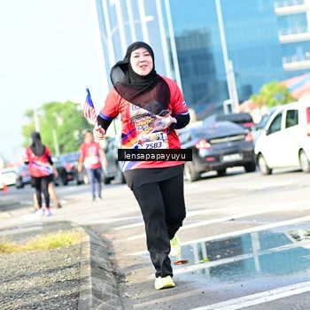 Runner Photo 6017316