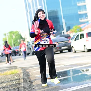 Runner Photo 6017321