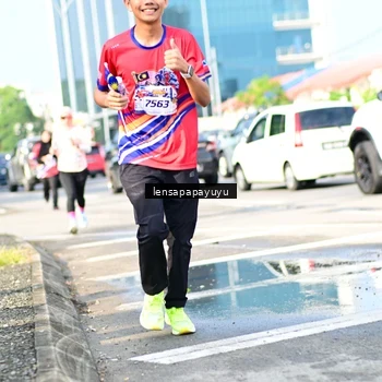 Runner Photo 6017328