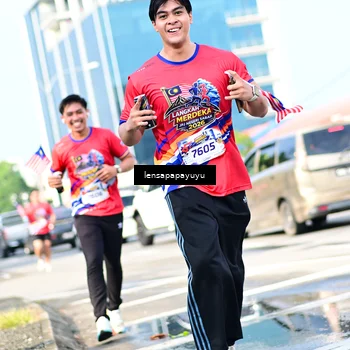 Runner Photo 6017340