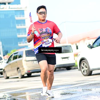 Runner Photo 6017343