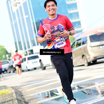 Runner Photo 6017347