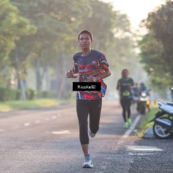 Runner Photo 6017350