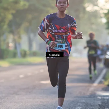 Runner Photo 6017354