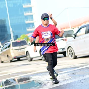 Runner Photo 6017374