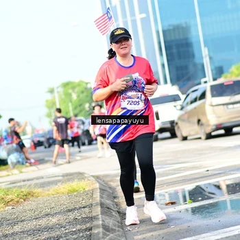 Runner Photo 6017385