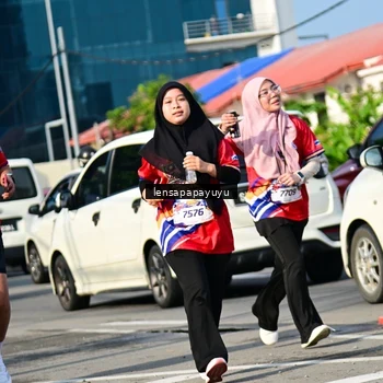 Runner Photo 6017410