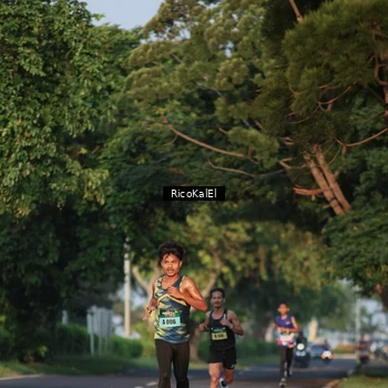 Runner Photo 6017414