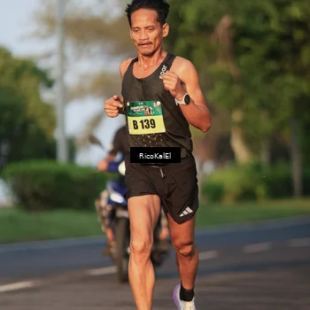 Runner Photo 6017422