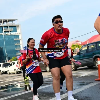 Runner Photo 6017428