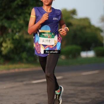 Runner Photo 6017434