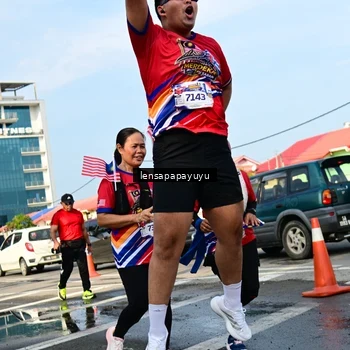 Runner Photo 6017445