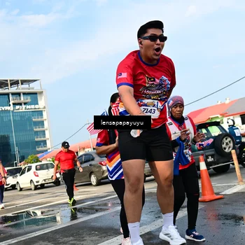 Runner Photo 6017449