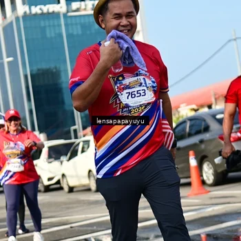 Runner Photo 6017453