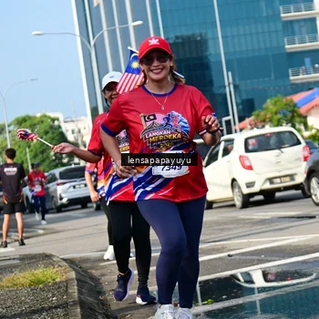 Runner Photo 6017454