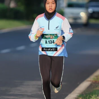 Runner Photo 6017455