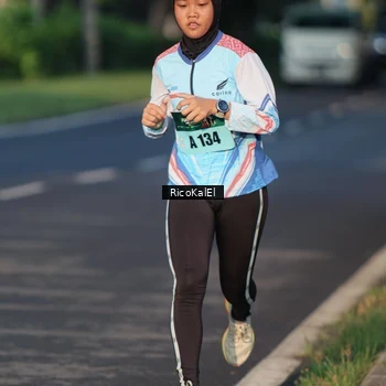 Runner Photo 6017459