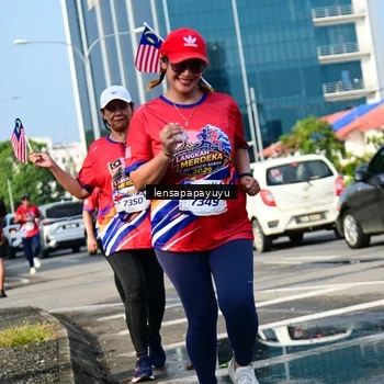 Runner Photo 6017460