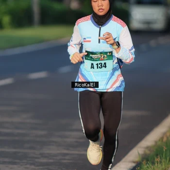 Runner Photo 6017465