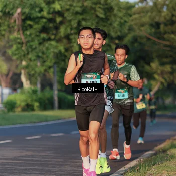 Runner Photo 6017469