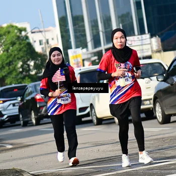 Runner Photo 6017477
