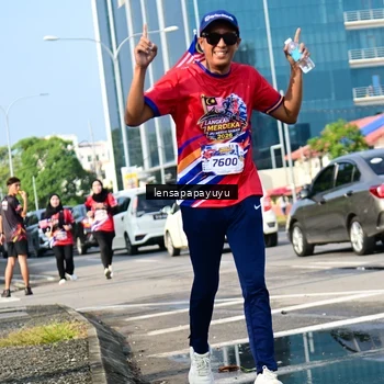 Runner Photo 6017487