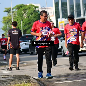 Runner Photo 6017499
