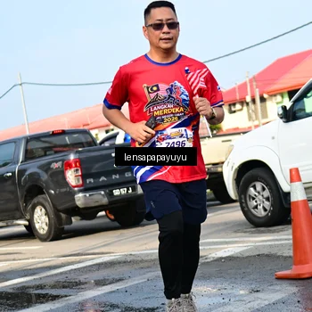 Runner Photo 6017500