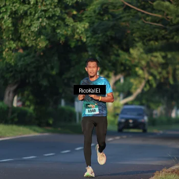 Runner Photo 6017513