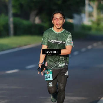 Runner Photo 6017536