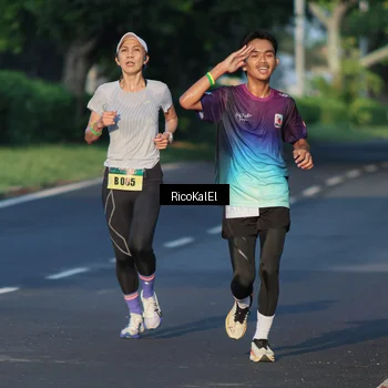 Runner Photo 6017542