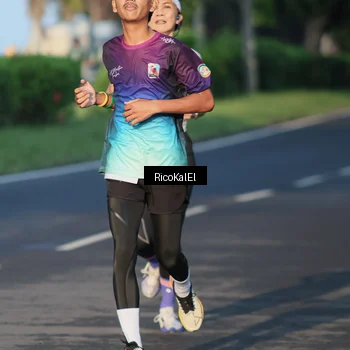 Runner Photo 6017547