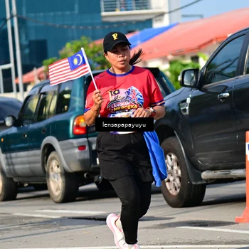 Runner Photo 6017556