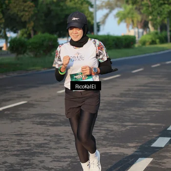 Runner Photo 6017564