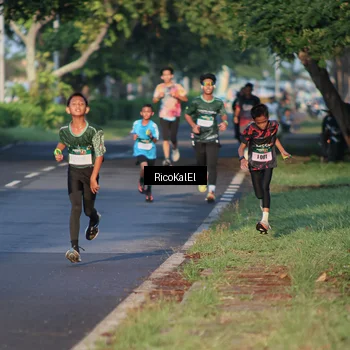 Runner Photo 6017566