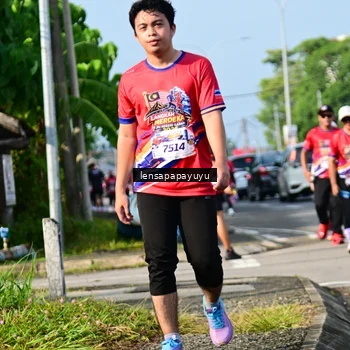 Runner Photo 6017568