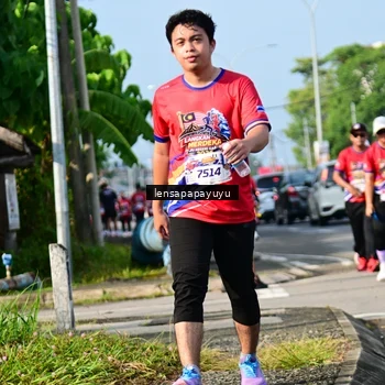 Runner Photo 6017575