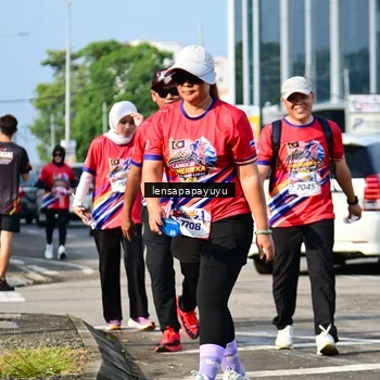 Runner Photo 6017583